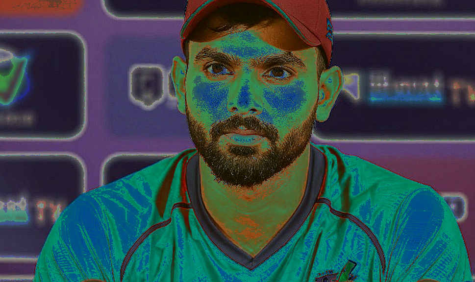 Shadab's century, Atkinson's over and a 51-year record: the match hidden in the margins