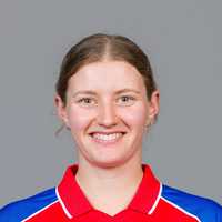 शार्लोट डीन